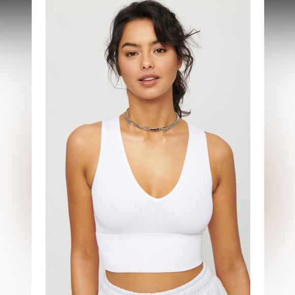 Dynamite - Kelly V-Neck Seamless Crop Tank - Picture 1 of 6